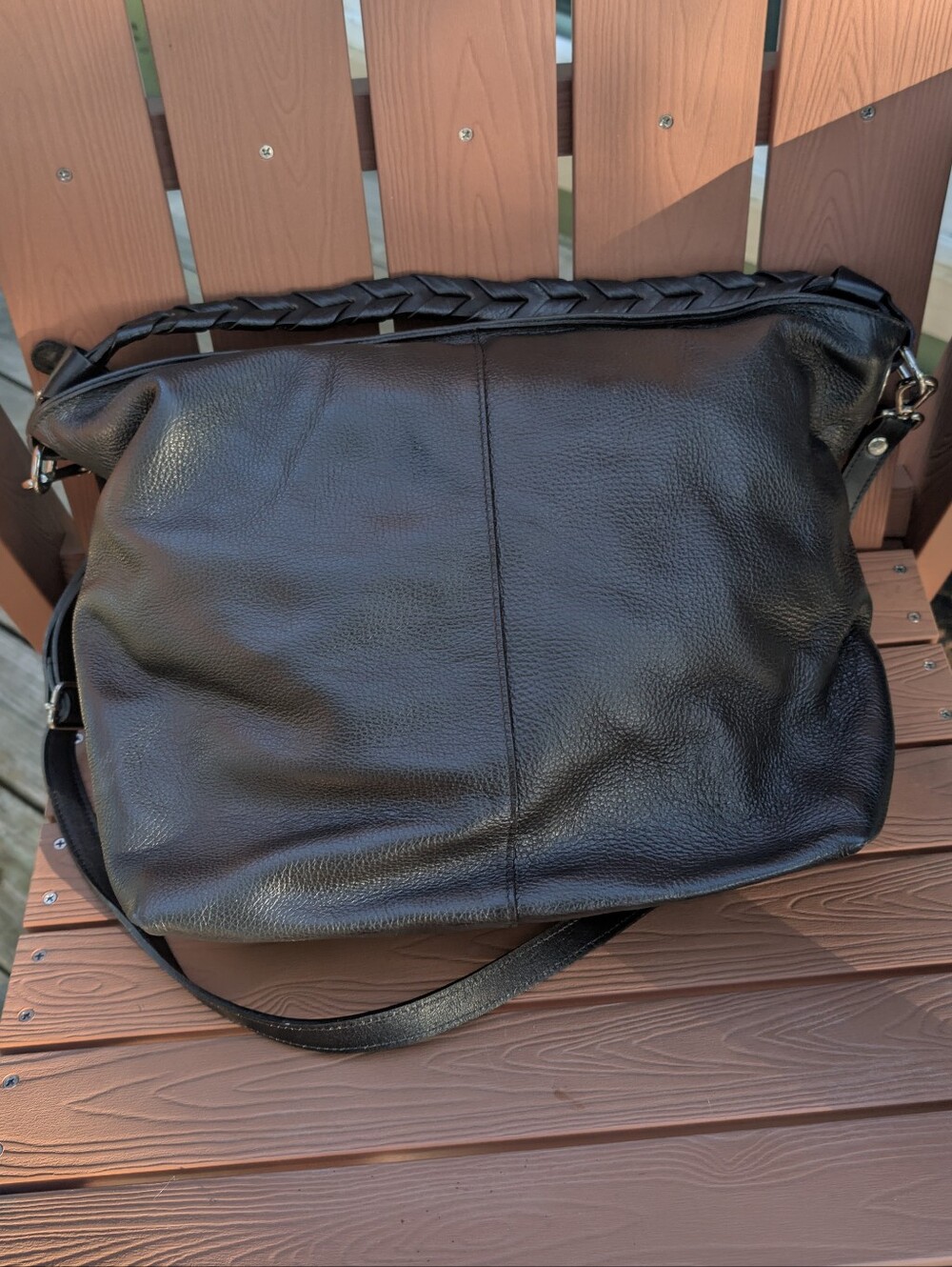 Leather  Large Tote Bag Purse. - Picture 3 of 10